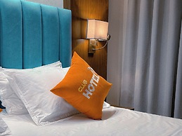 Club Hotel 777