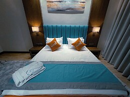 Club Hotel 777