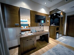 Club Hotel 777