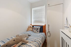 The Pennines - Close to Town Beach and Shops