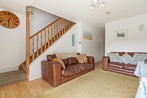 The Pennines - Close to Town Beach and Shops