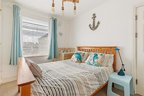 The Pennines - Close to Town Beach and Shops