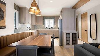 Vail Village Luxury 4 Bedroom, Steps to Slopes!