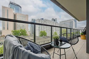 Elegant City Center by Renters Prestige