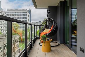 Elegant City Center by Renters Prestige