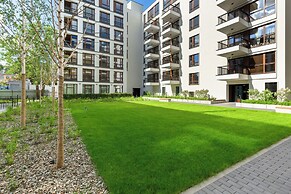 Modern Business Apartments by Renters