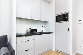 Modern Business Apartments by Renters