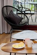 Modern Business Apartments by Renters