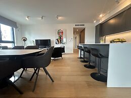 City Center&parking by Renters Prestige