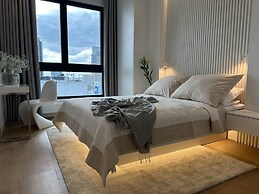 City Center&parking by Renters Prestige