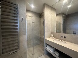 City Center&parking by Renters Prestige