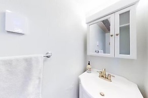 North Vail 2 Bedroom Condo Along Shuttle Route to Slopes!