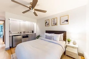 Sandstone Neighborhood 2 Bedroom Condo - Along Shuttle Route!