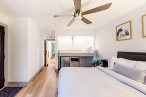 Sandstone Neighborhood 2 Bedroom Condo - Along Shuttle Route!