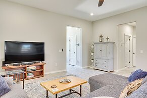 Pet-friendly Elgin Retreat w/ Patio, Grill & Yard!