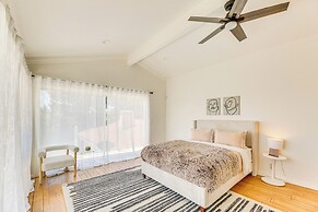 Los Angeles Home w/ Private Pool, Mtn & Lake View!