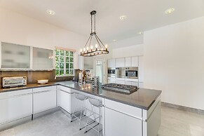 Los Angeles Home w/ Private Pool, Mtn & Lake View!