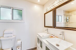 Los Angeles Home w/ Private Pool, Mtn & Lake View!