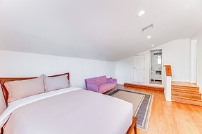 Los Angeles Home w/ Private Pool, Mtn & Lake View!