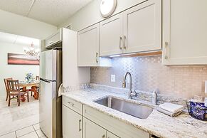 Pool & Beach Access: Lovely Mary Esther Condo!