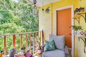 Pool & Beach Access: Lovely Mary Esther Condo!