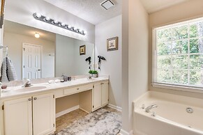 Powder Springs Home w/ Grill: 11 Mi to Six Flags!