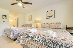 Calabash Condo w/ Balcony in Gated Golf Community!