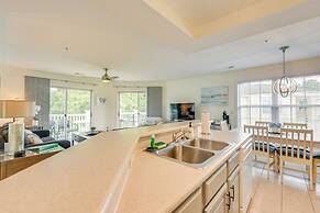 Calabash Condo w/ Balcony in Gated Golf Community!