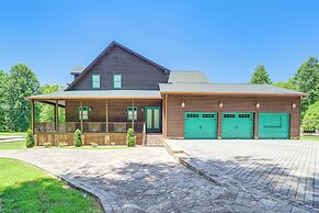 Beautiful River Front Estate in North Georgia!
