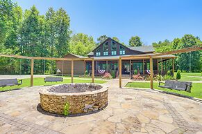 Beautiful River Front Estate in North Georgia!