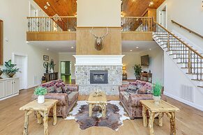 Beautiful River Front Estate in North Georgia!