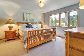 Tennis Courts & Deck: Tahoe Home Near Lake & Lifts