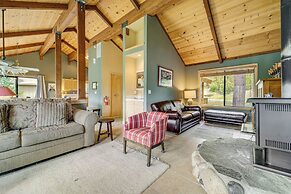 Tennis Courts & Deck: Tahoe Home Near Lake & Lifts