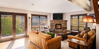 Potato Patch Luxury 4 Bedroom Townhome - Vail Point