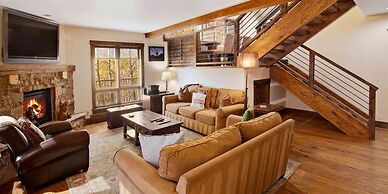 Potato Patch Luxury 4 Bedroom Townhome - Vail Point