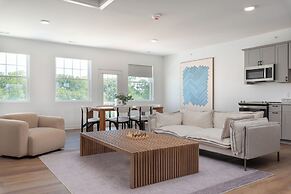 Boardwalk Hotel on Lake Anna by Kasa