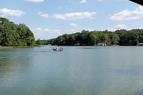 Boardwalk Hotel on Lake Anna by Kasa