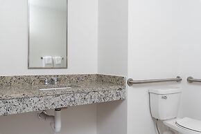 Boardwalk Hotel on Lake Anna by Kasa