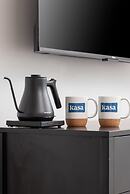 Boardwalk Hotel on Lake Anna by Kasa