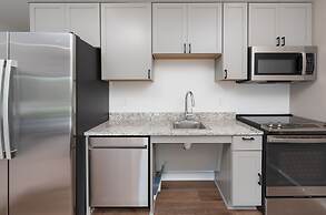 Boardwalk Hotel on Lake Anna by Kasa