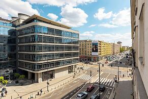 City Center Apartment by Renters