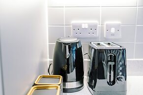 Hilltop Serviced Apartments-Sheffield