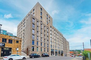 Hilltop Serviced Apartments-Sheffield