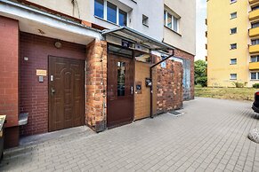 Szczecin Apartment for 4 by Renters