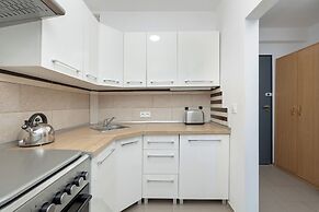 Szczecin Apartment for 4 by Renters