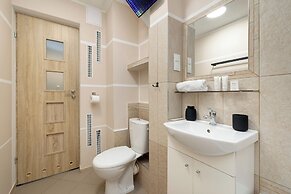 Szczecin Apartment for 4 by Renters