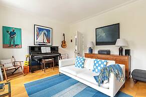 Charming Kentish Town Flat