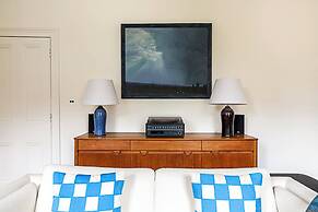Charming Kentish Town Flat