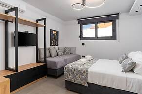 Villa Aelia - With Private Pool and Sauna