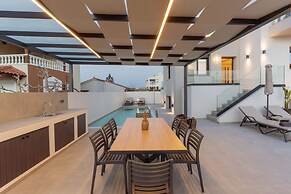 Villa Aelia - With Private Pool and Sauna